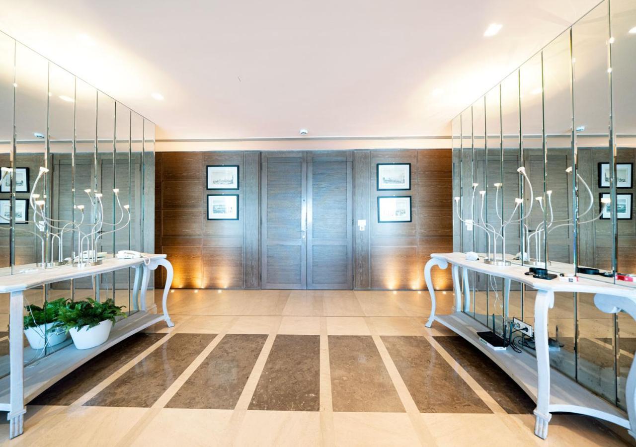 Stunning With Seaview In The Heart Of Apartment Beirut