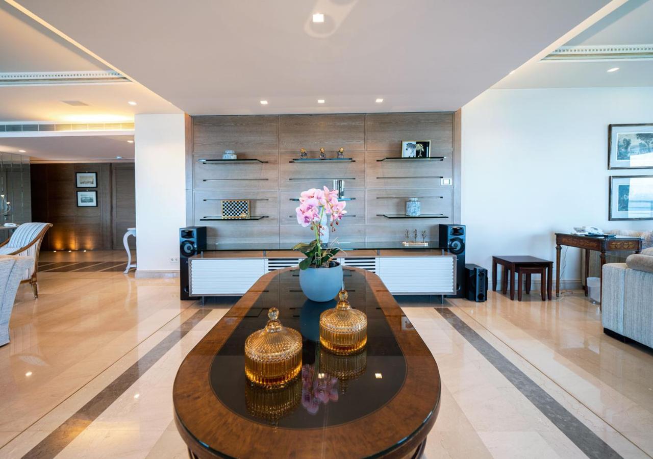 Stunning With Seaview In The Heart Of Beirut