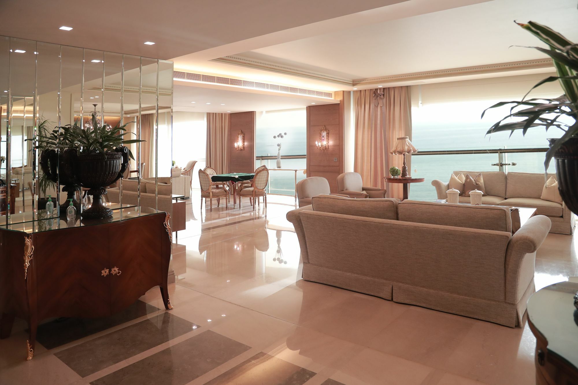 Stunning With Seaview In The Heart Of